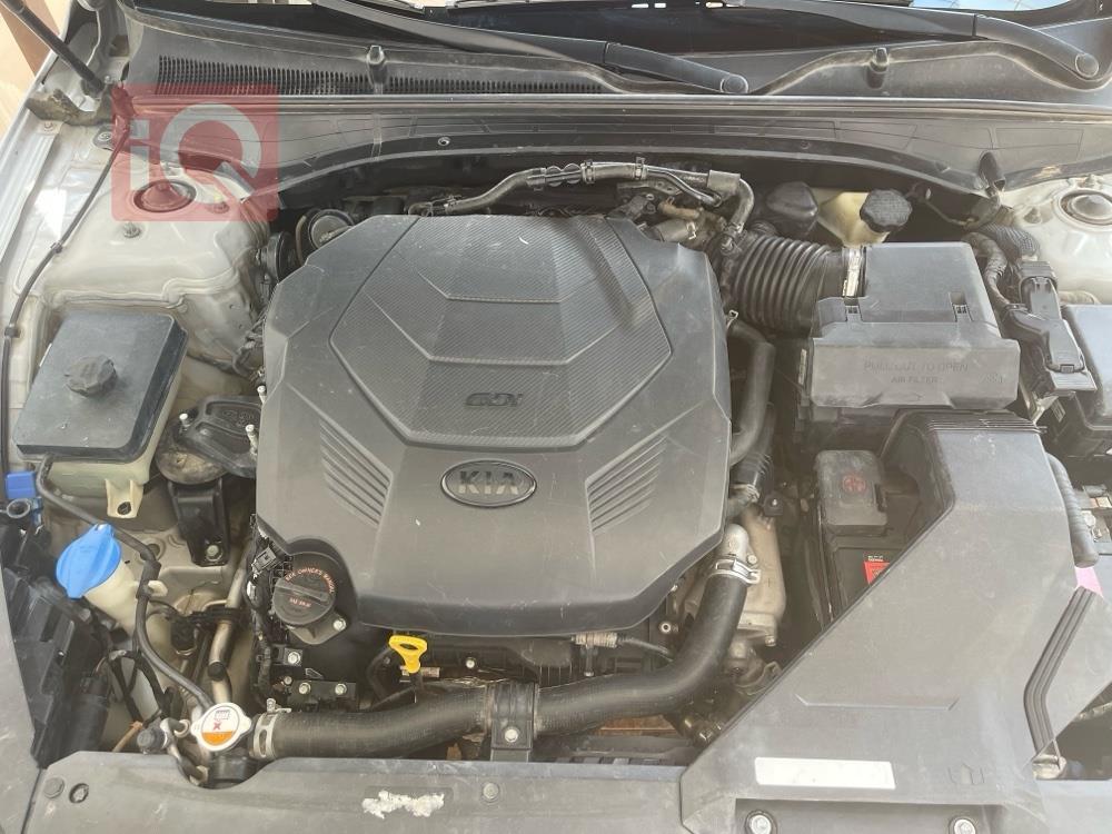 كيا كادينزا